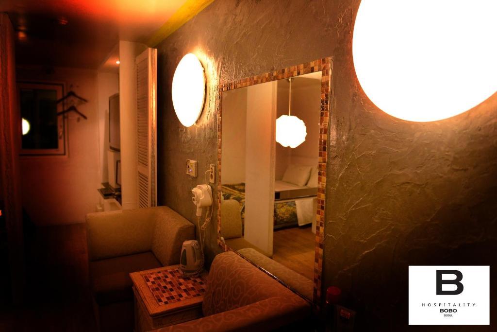 Bobo Hotel Hongdae Szöul Szoba fotó